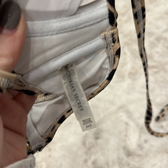 Victoria’s Secret cheetah bikini top - Picture 5 of 5